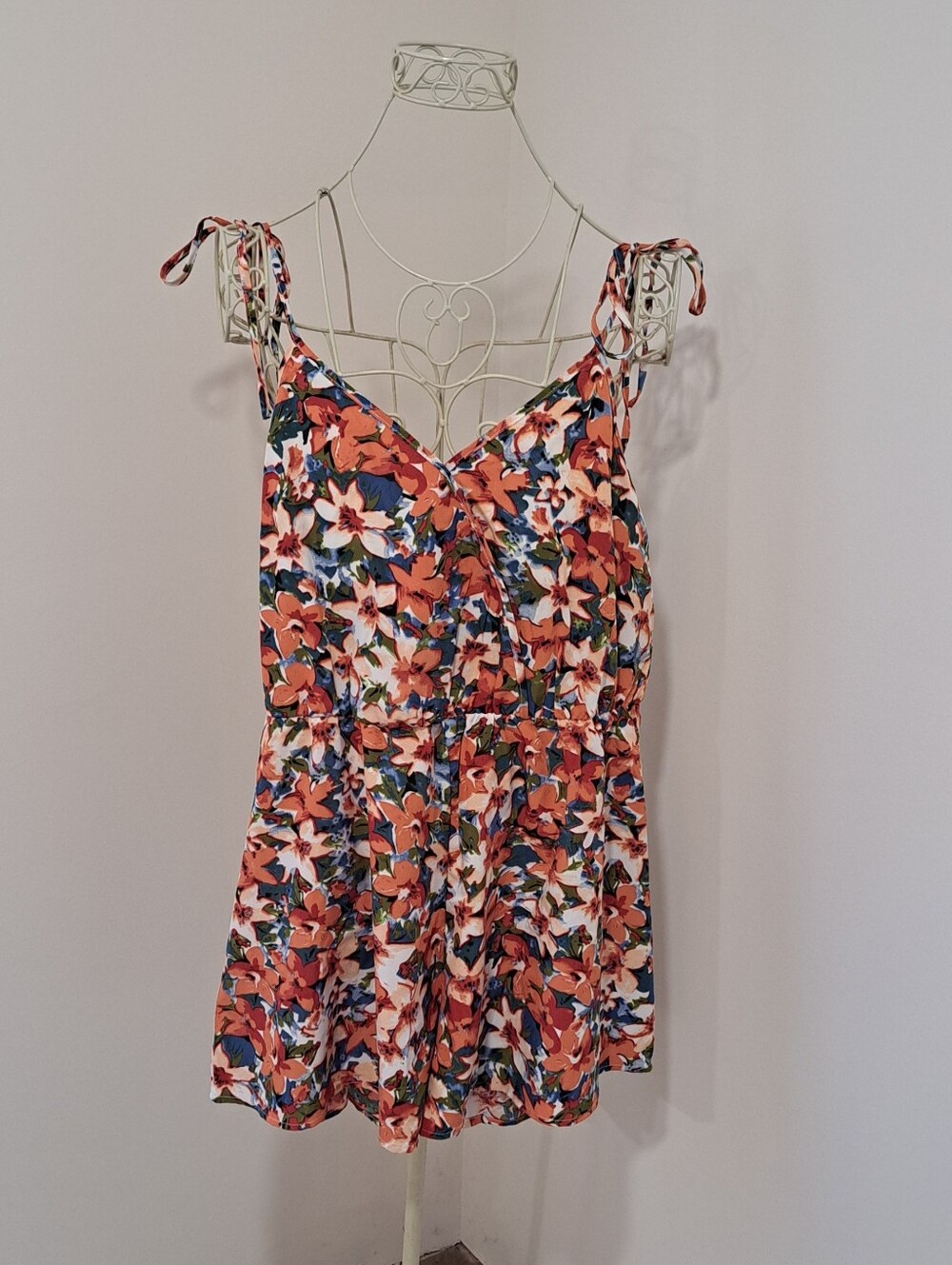 NWOT- Cottagecore Shein Women's Floral Boho Fairycore Summer Romper, Size XXL.